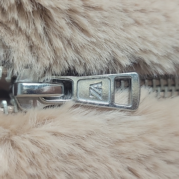 Zara-KIDS-Pink Faux Fur Hooded Coat-Size 9 - Picture 4 of 15